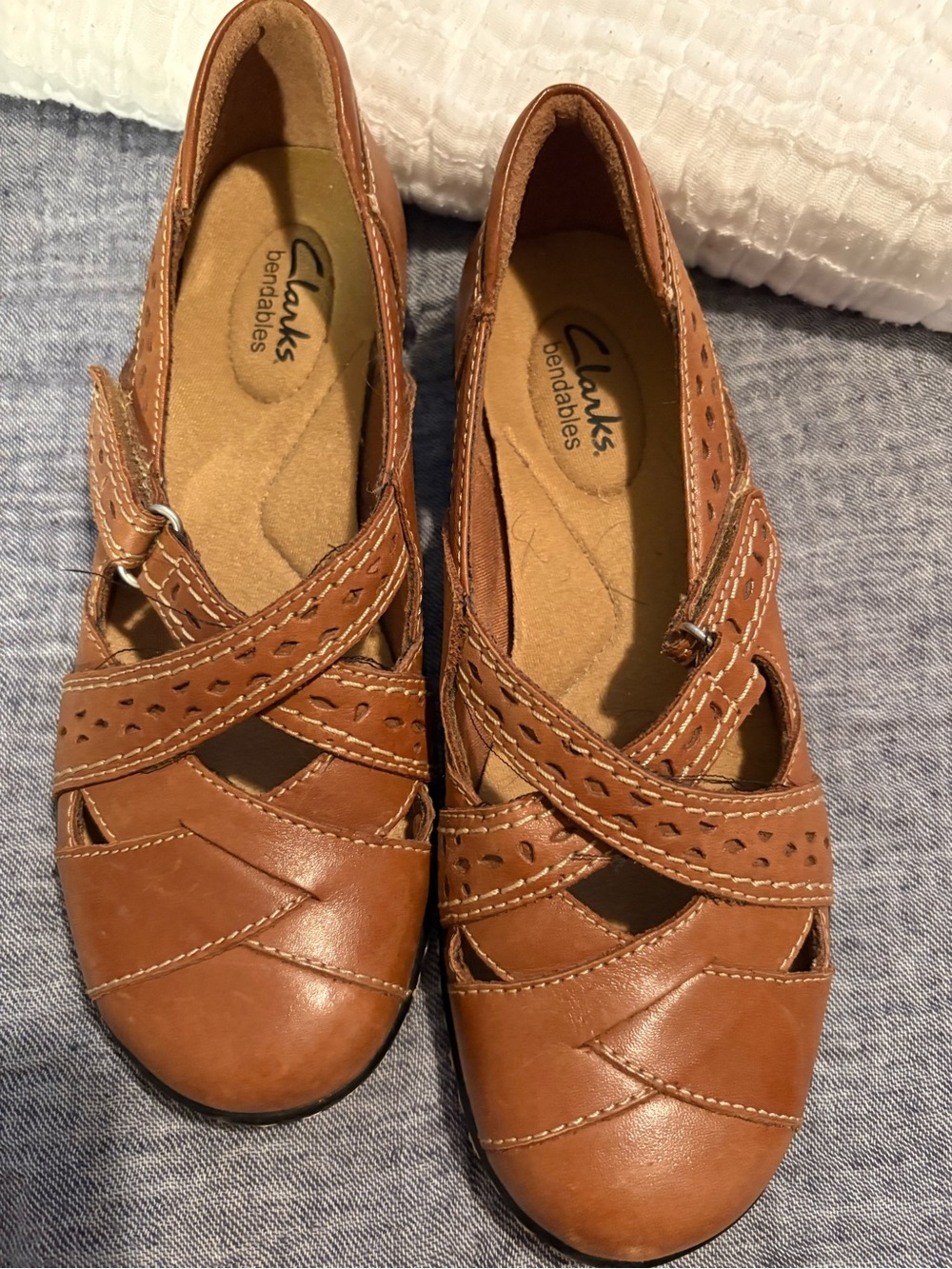 Clarks Women’s Tan/Brown Slip-On